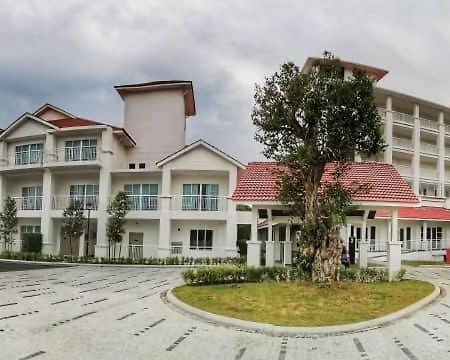 Hotel Casuarina@Kuala Kangsar Exteriör bild