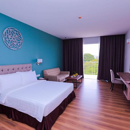 Hotel Casuarina@Kuala Kangsar Exteriör bild